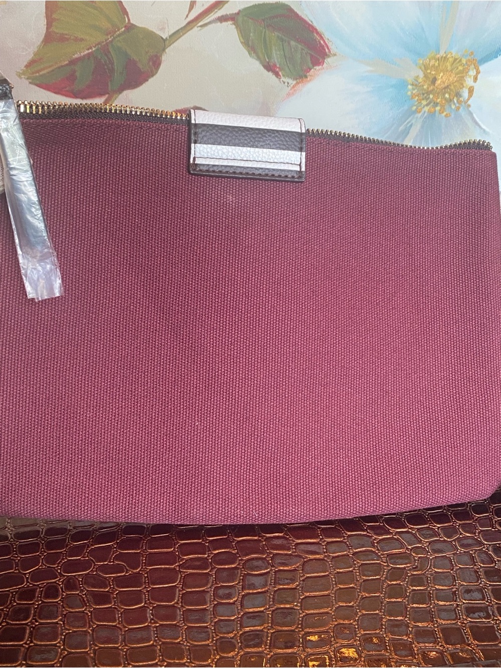 Henri Bendel Burgundy Black Friday Pouch GWP w/Stripe Tab & Bonus Bag w/Tissue - Picture 13 of 16